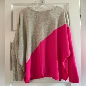 Lilly Pulitzer Napa Cashmere Sweater. SIZE M